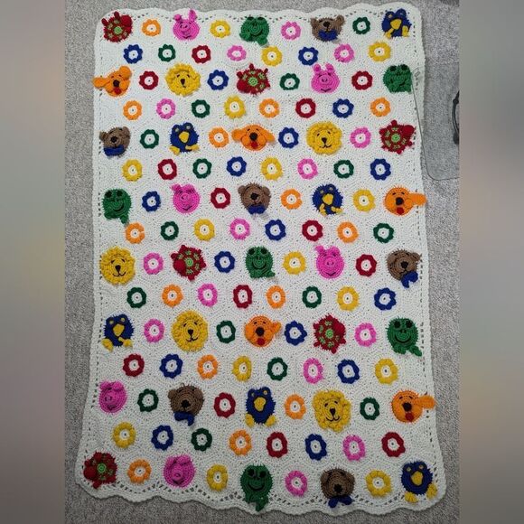 Handmade Crocheted Animal Afghan 50″×60″ • Leisure Arts Pattern #3362 - Picture 2 of 8